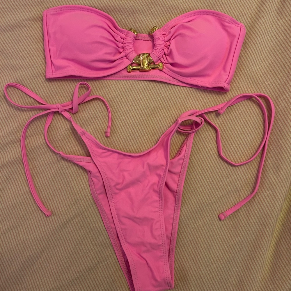 pink strapless swimsuit